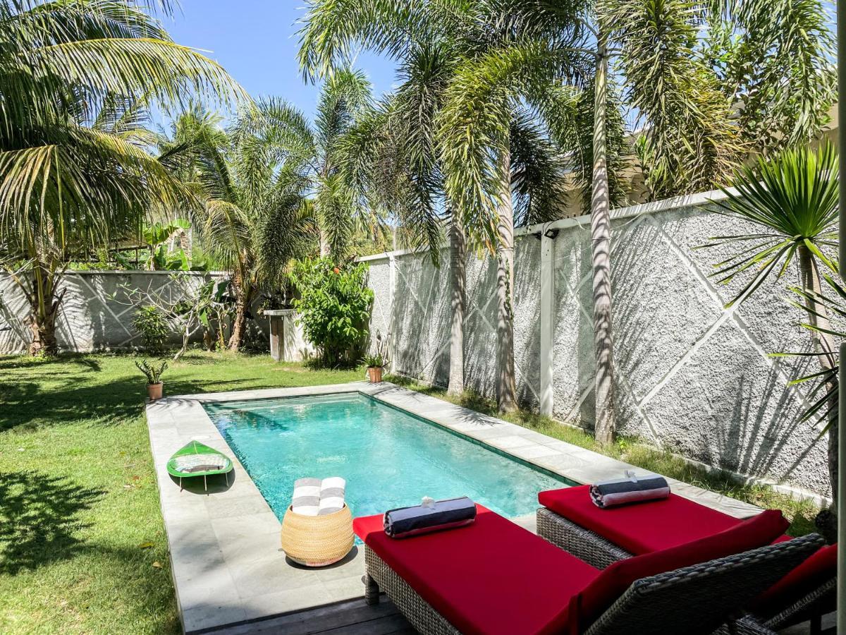 Villa Kotak Surfers Escape Reopening Rates Apply Now Selong Belanak Eksteriør bilde