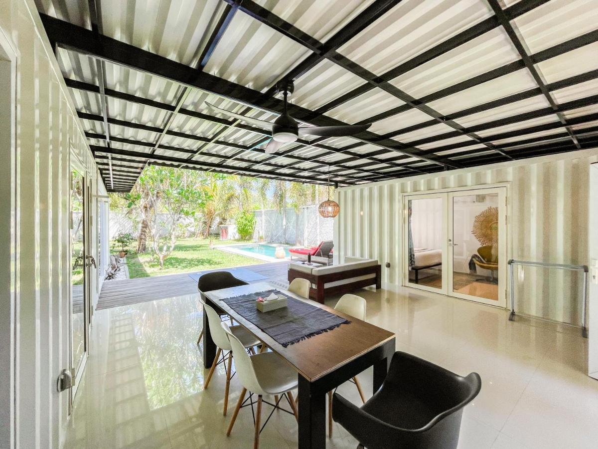 Villa Kotak Surfers Escape Reopening Rates Apply Now Selong Belanak Eksteriør bilde